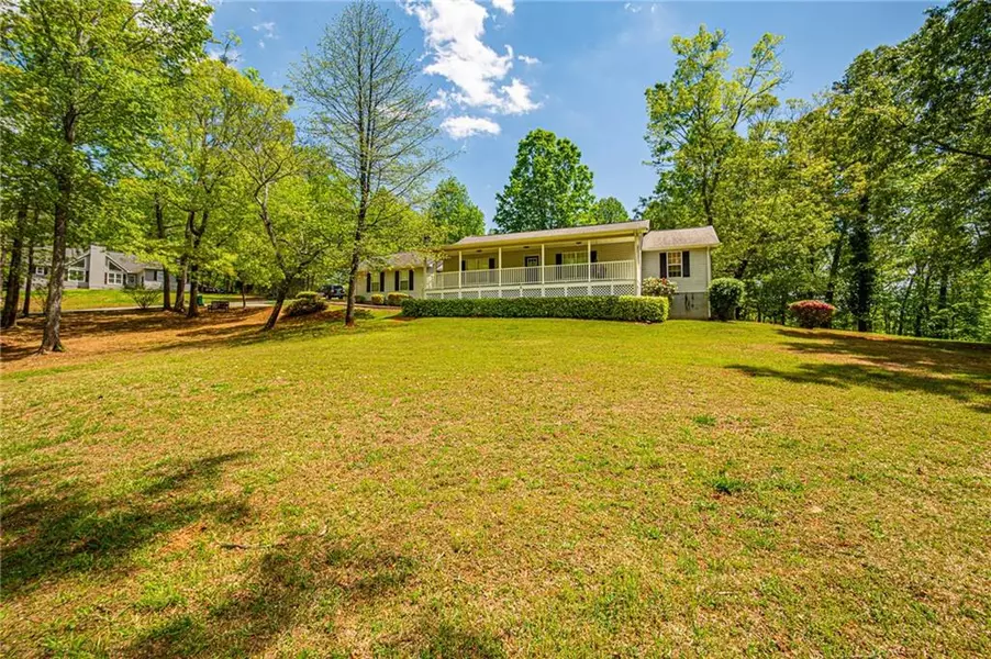 38 Georgia AVE, Dahlonega, GA 30533