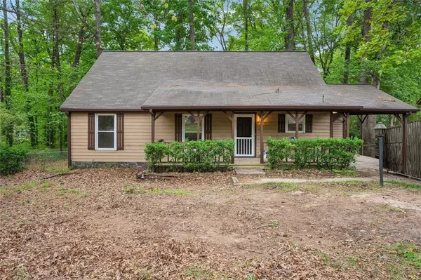 6693 DOUBLEGATE LN, Rex, GA 30273