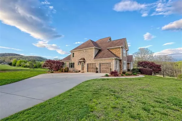 Clarkesville, GA 30523,526 Orchard DR