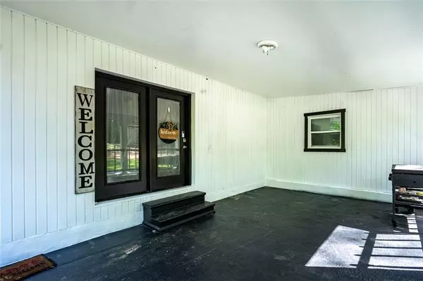 Whitesburg, GA 30185,1369 N HIGHWAY 16