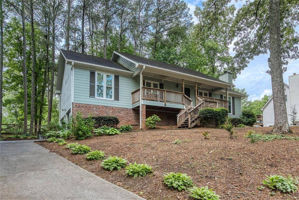 5873 Trellis CT, Powder Springs, GA 30127