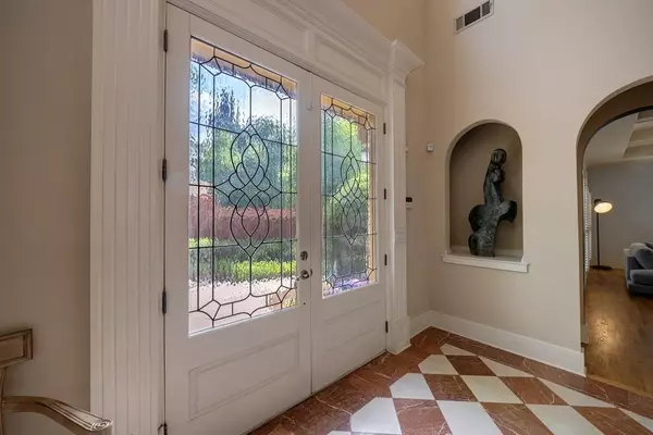 Atlanta, GA 30324,3127 Lenox RD NE #1