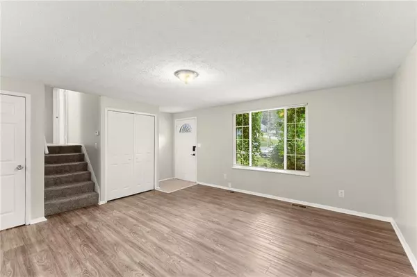 Stone Mountain, GA 30088,2036 Countydown LN