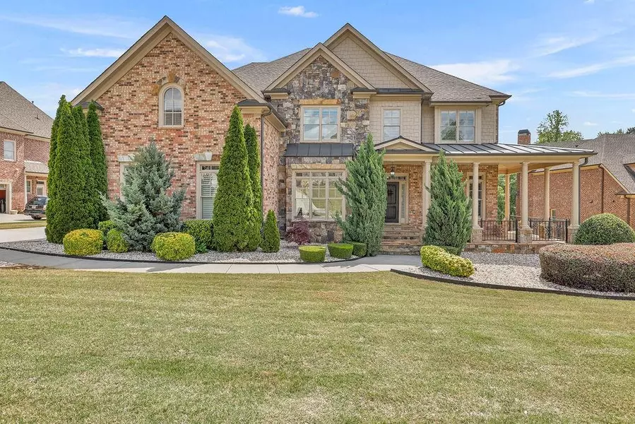 2932 Springbluff LN, Buford, GA 30519