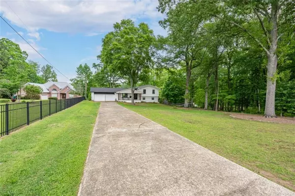 Centre, AL 35960,495 County Road 389