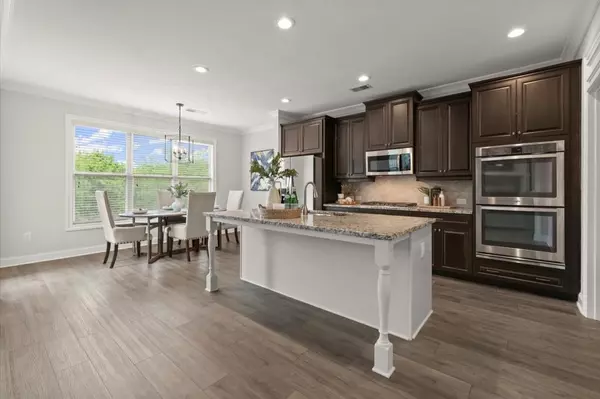 Alpharetta, GA 30005,7340 Jamestown DR