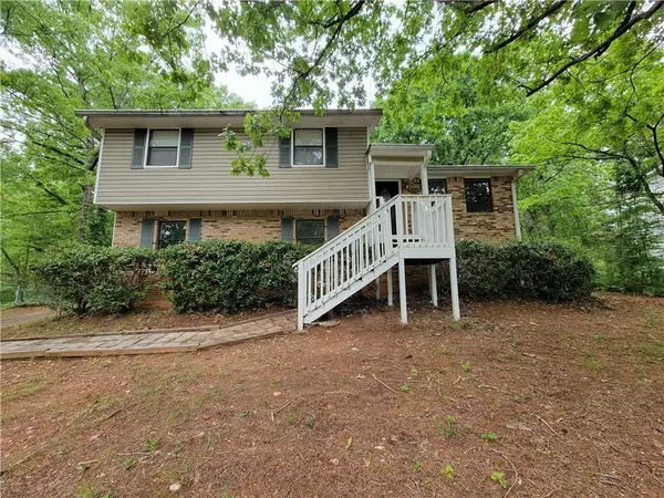 4063 Feather DR,  Douglasville,  GA 30135