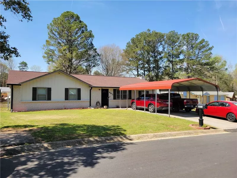 6071 Deerfield CT, Morrow, GA 30260