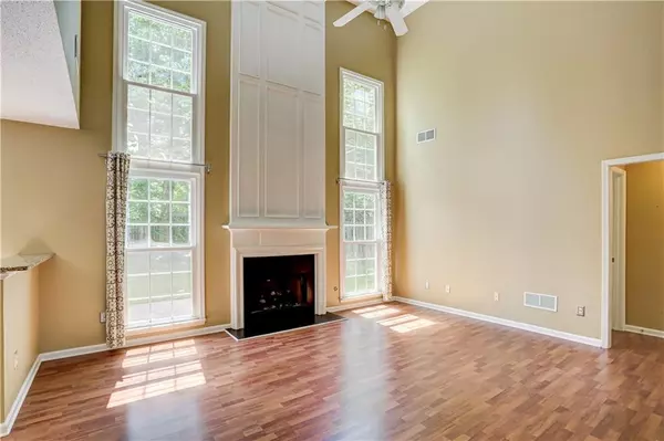 Roswell, GA 30075,6055 Pattingham DR