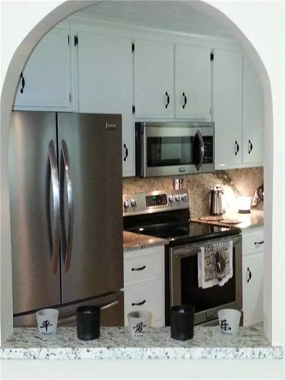 White, GA 30184,22 Briar Chase CT