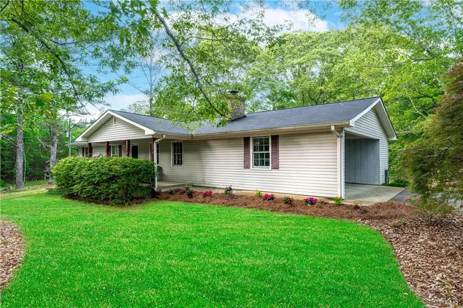 556 Auburn RD, Auburn, GA 30011