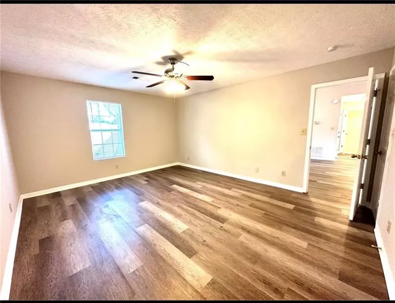9161 Fairway CT, Riverdale, GA 30274