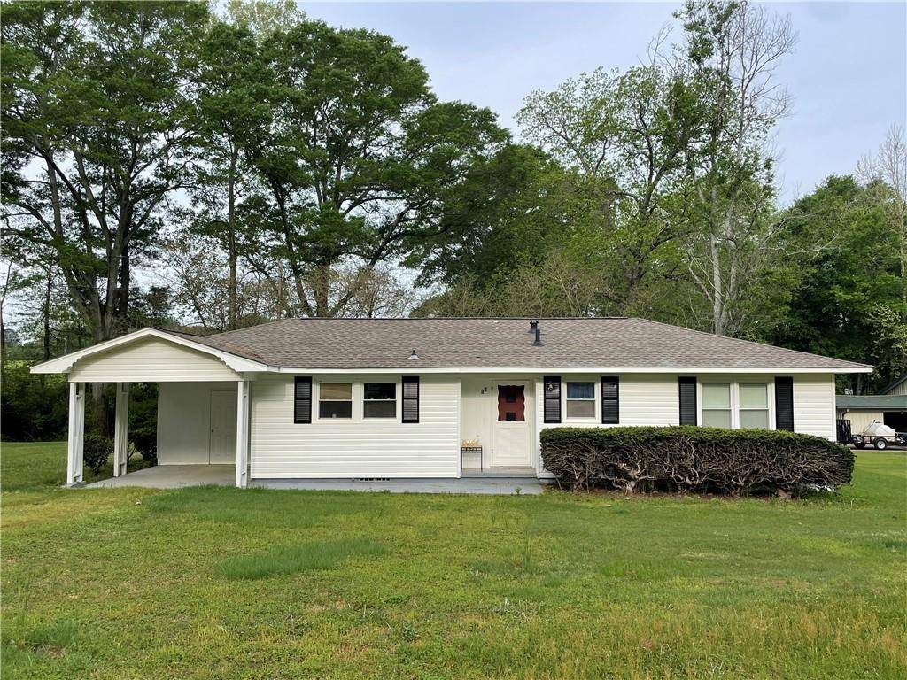 66 Lakeshore DR, Bowdon, GA 30108