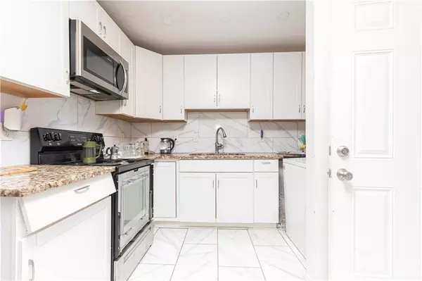 Decatur, GA 30034,2576 Flat Shoals DR