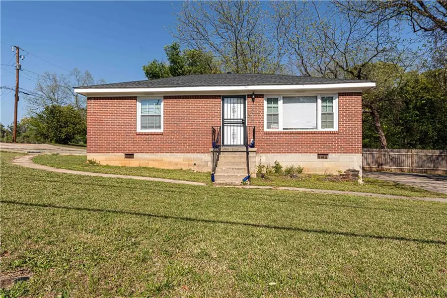 2576 Flat Shoals DR, Decatur, GA 30034