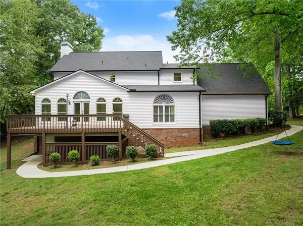 Gainesville, GA 30506,2511 N Oaks DR