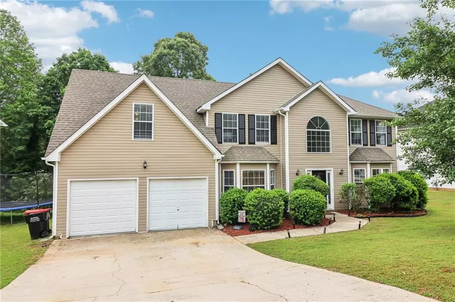 4015 SOARING DR, Douglasville, GA 30135