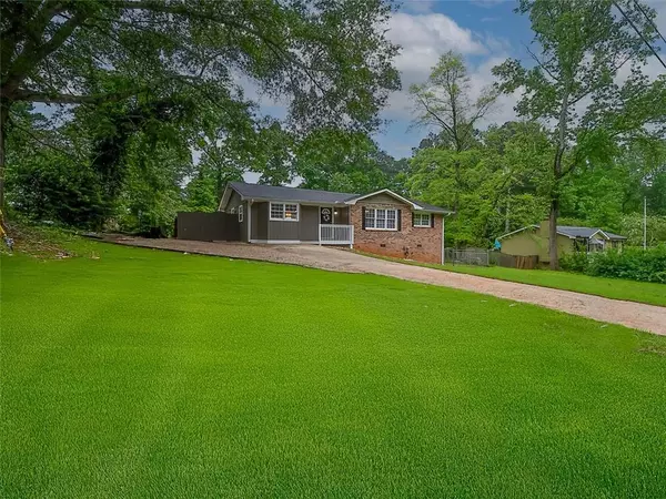 Douglasville, GA 30135,6892 AUTUMN HILLS DR