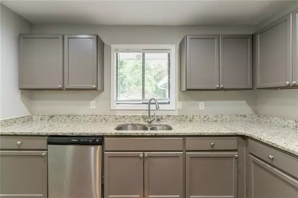 Lithonia, GA 30058,6255 Saddlewood DR