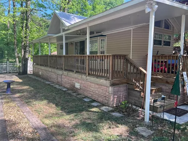 Cleveland, GA 30528,120 Creekview DR