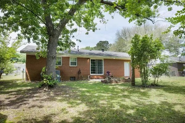 Fort Valley, GA 31030,414 CHARLES DR