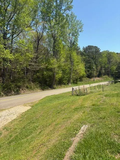 Waleska, GA 30183,5618 Salacoa RD