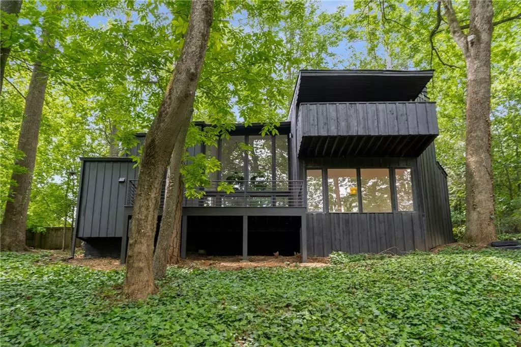 Atlanta, GA 30342,5020 Vallo Vista CT