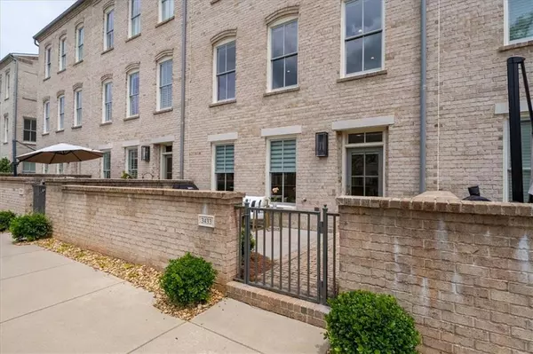Atlanta, GA 30305,3433 Landen Pine CT NE