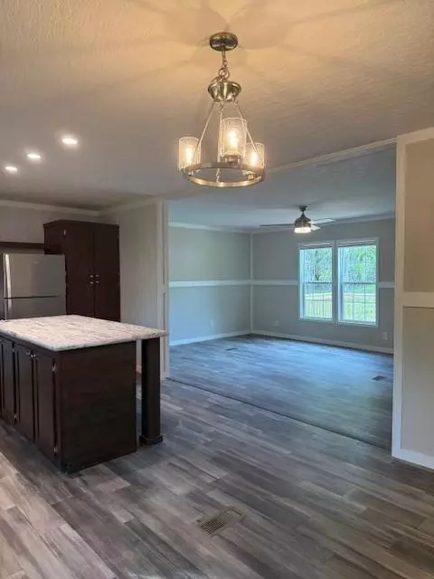 Commerce, GA 30529,332 Dewaters RD