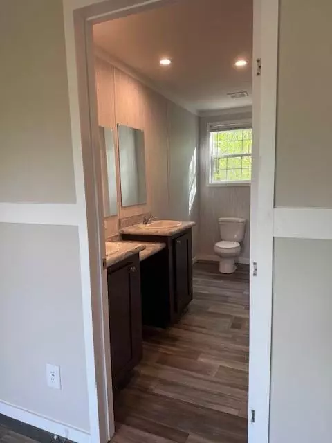Commerce, GA 30529,332 Dewaters RD