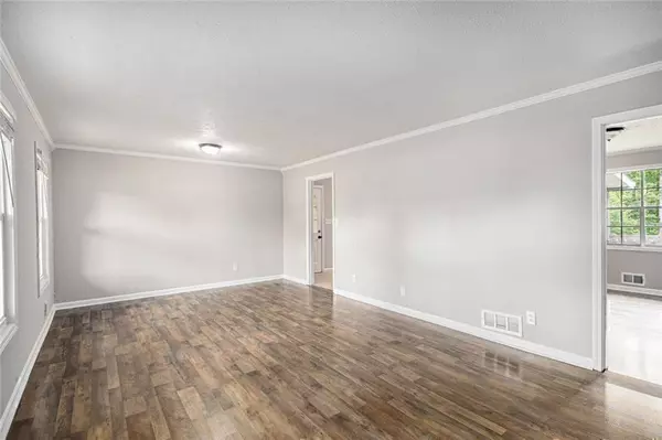 Douglasville, GA 30135,7248 Banks Mill RD