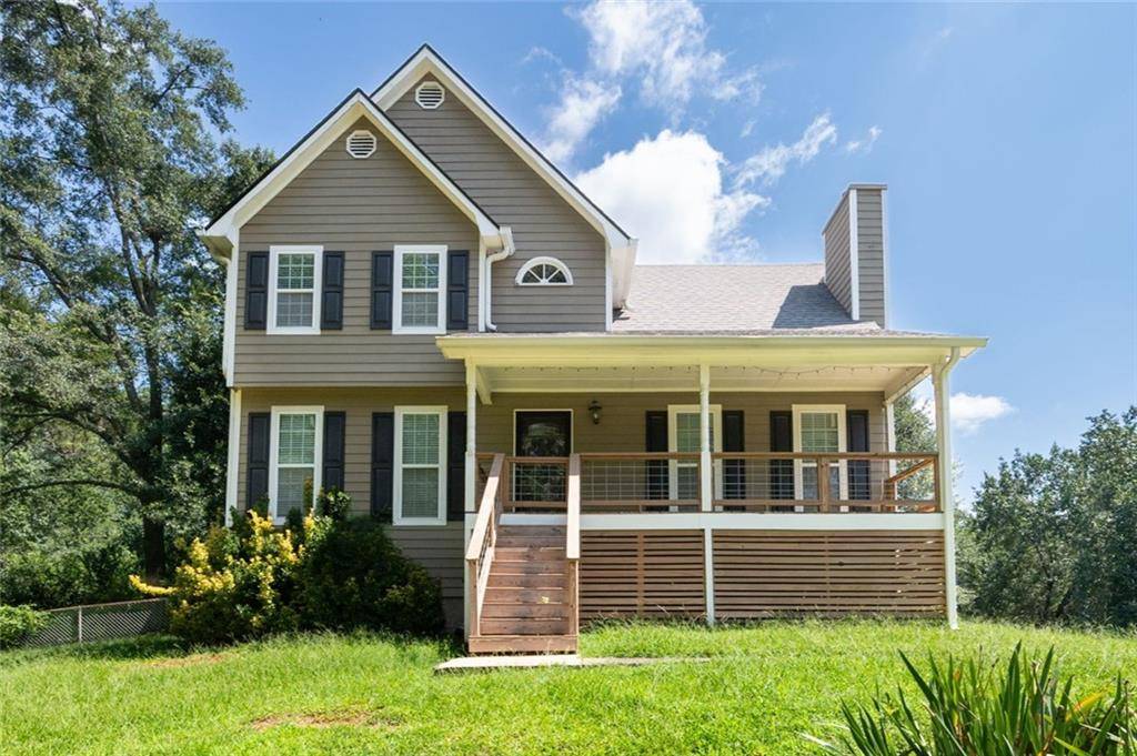 40 Stratford DR, Douglasville, GA 30134