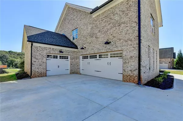 Jefferson, GA 30549,5643 Meadow View DR