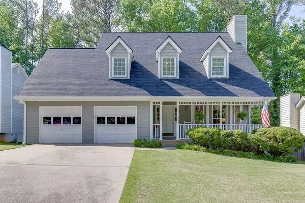 900 Meadowsong CIR, Lawrenceville, GA 30043