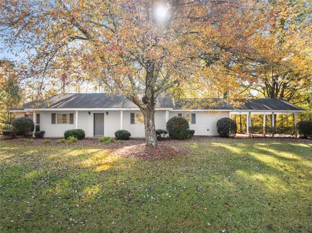 Gainesville, GA 30506,3724 Clarks Bridge RD