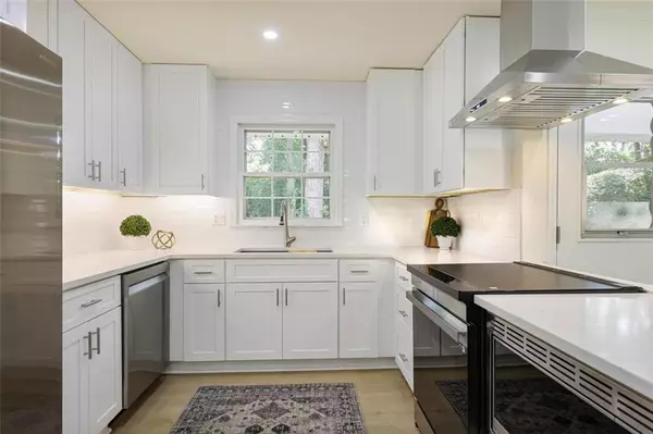 Sandy Springs, GA 30328,605 Patrick PL NE