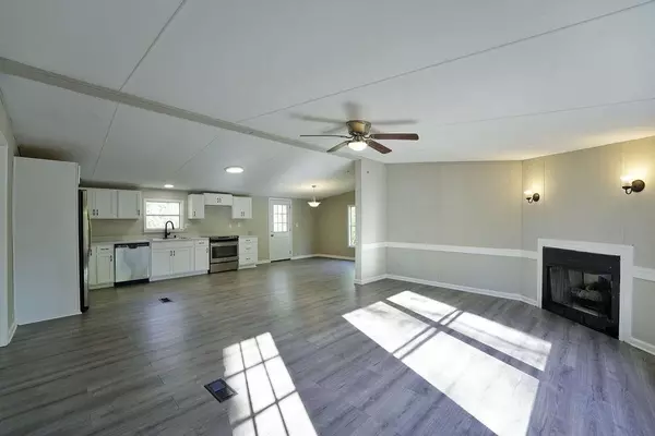 Ball Ground, GA 30107,116 Chivalry LN