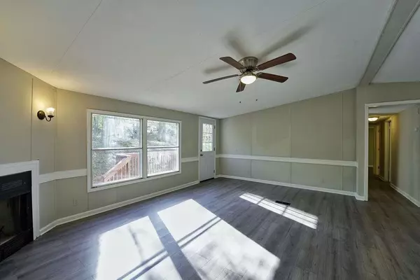 Ball Ground, GA 30107,116 Chivalry LN