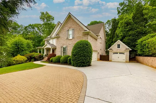 Roswell, GA 30075,5045 Huntwood WAY