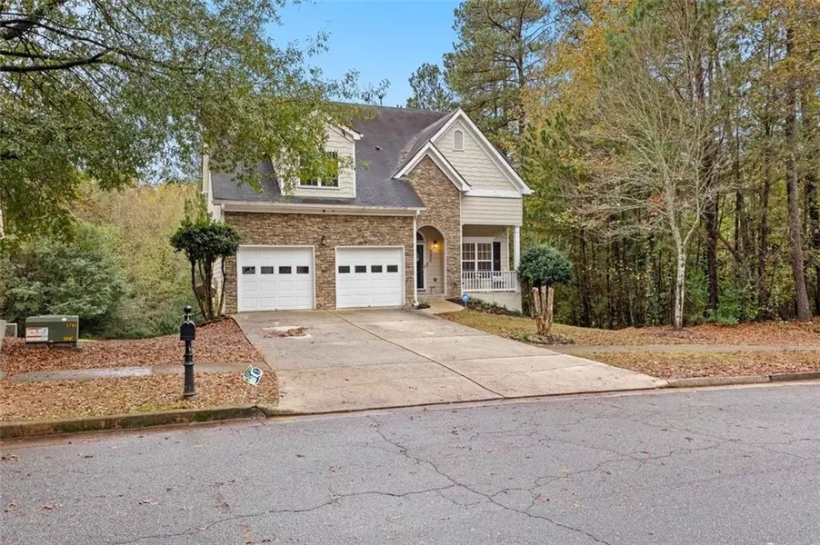 100 Lantana DR, Locust Grove, GA 30248