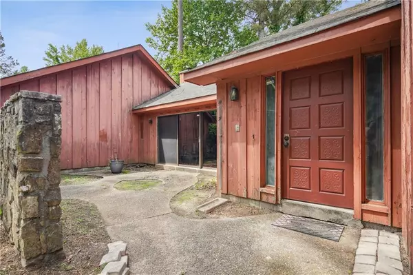 Lithonia, GA 30058,6134 Silver Spur DR