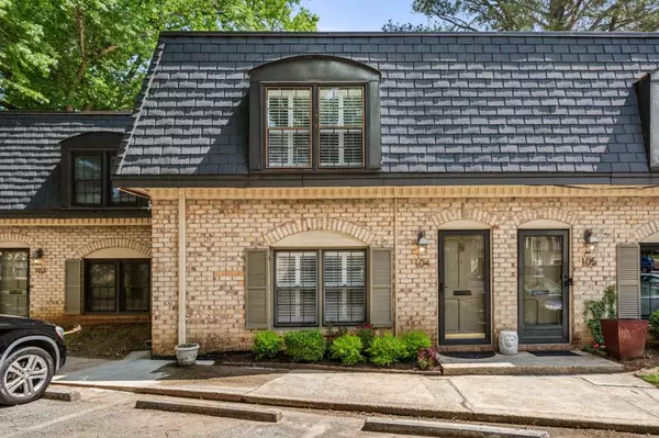 104 Verlaine PL NW, Atlanta, GA 30327