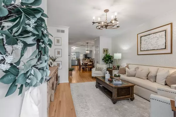 Atlanta, GA 30319,3675 Peachtree RD NE #9