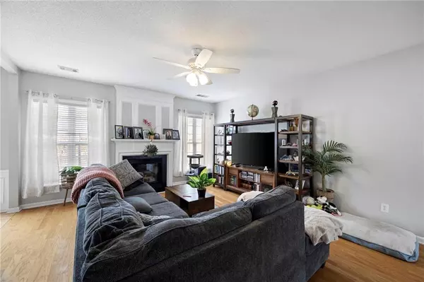 Woodstock, GA 30188,212 Regent SQ