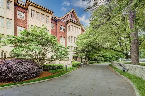 1717 N Decatur RD NE #303, Atlanta, GA 30307