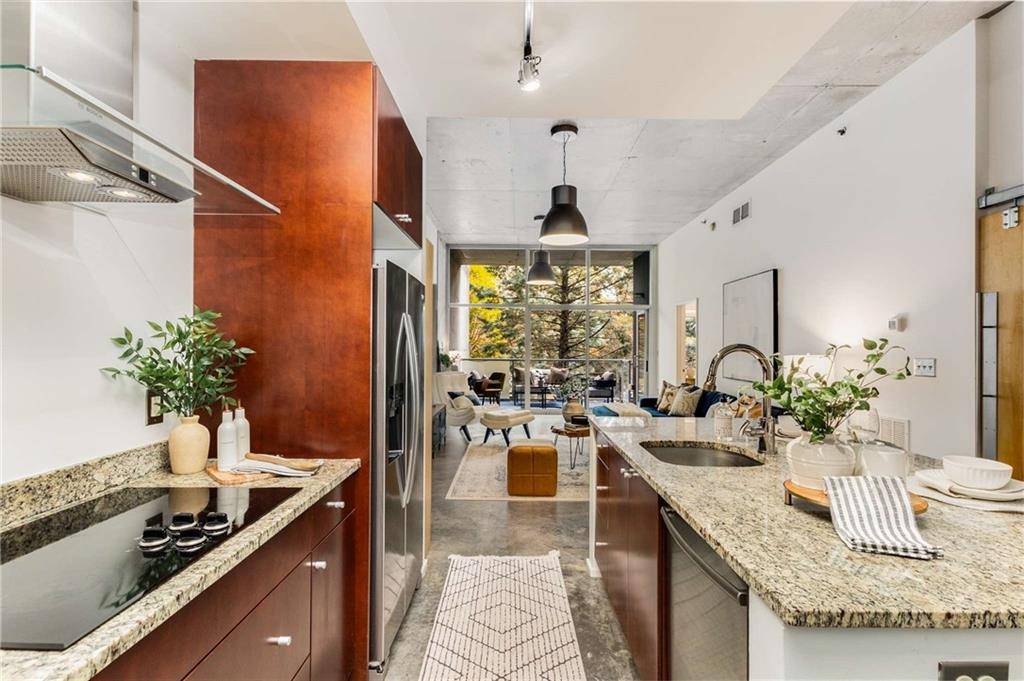 130 Arizona AVE NE #104, Atlanta, GA 30307