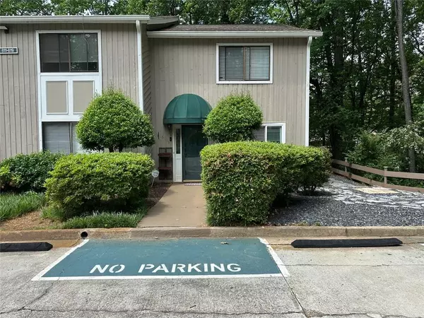 Peachtree Corners, GA 30092,6119 WOODMONT BLVD