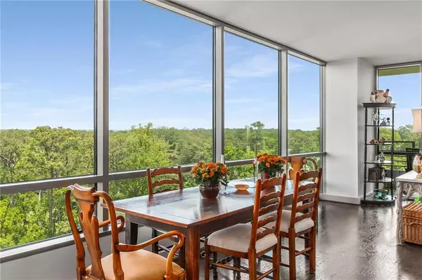 Atlanta, GA 30326,700 Park Regency PL NE #1407