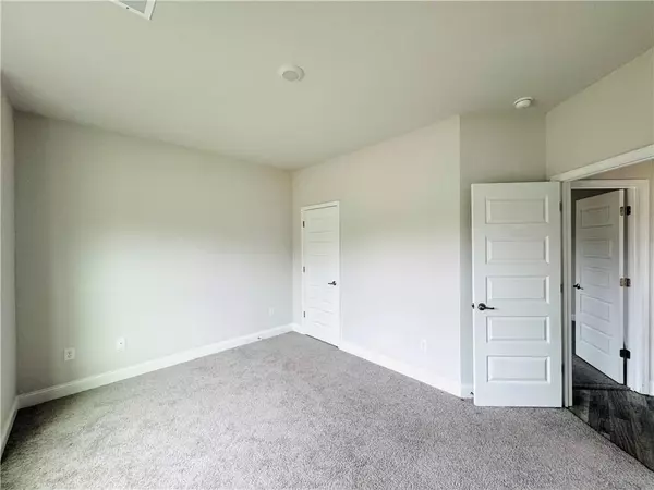 Commerce, GA 30529,2309 Remington DR