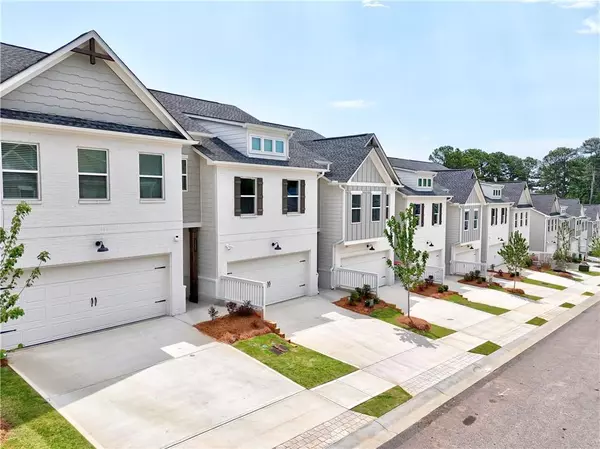 Norcross, GA 30093,1277 Fern Ridge CT #22